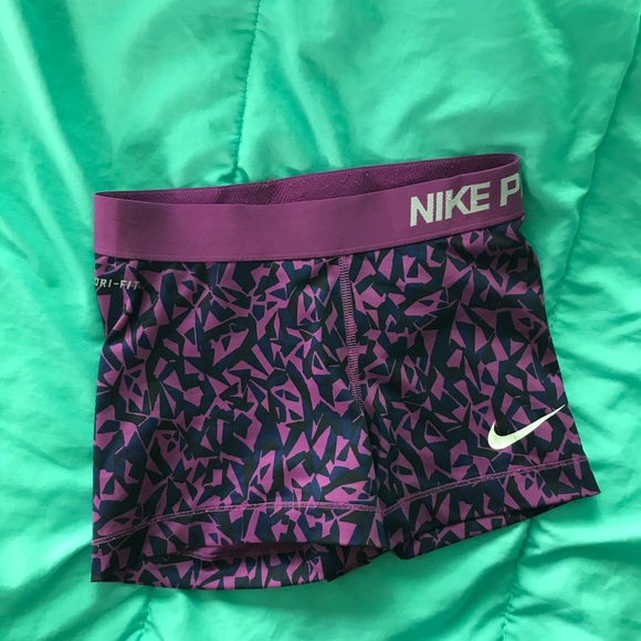 Nike pro running shorts - Picture 1 of 3